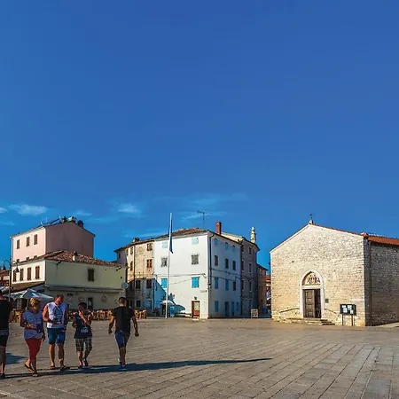 Lovely In With Wifi Apartamento Valbandon